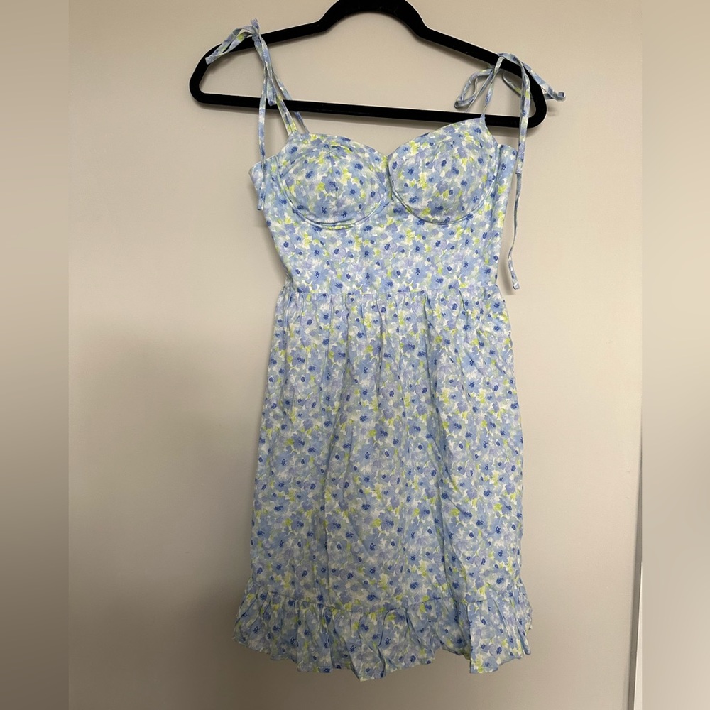 NWT Floral Dress 🌼